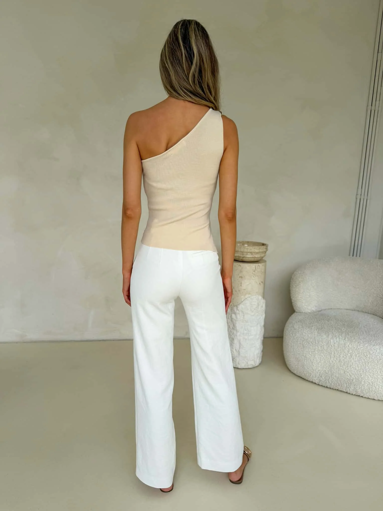 Quinn One Shoulder Top - Cream - Image 6